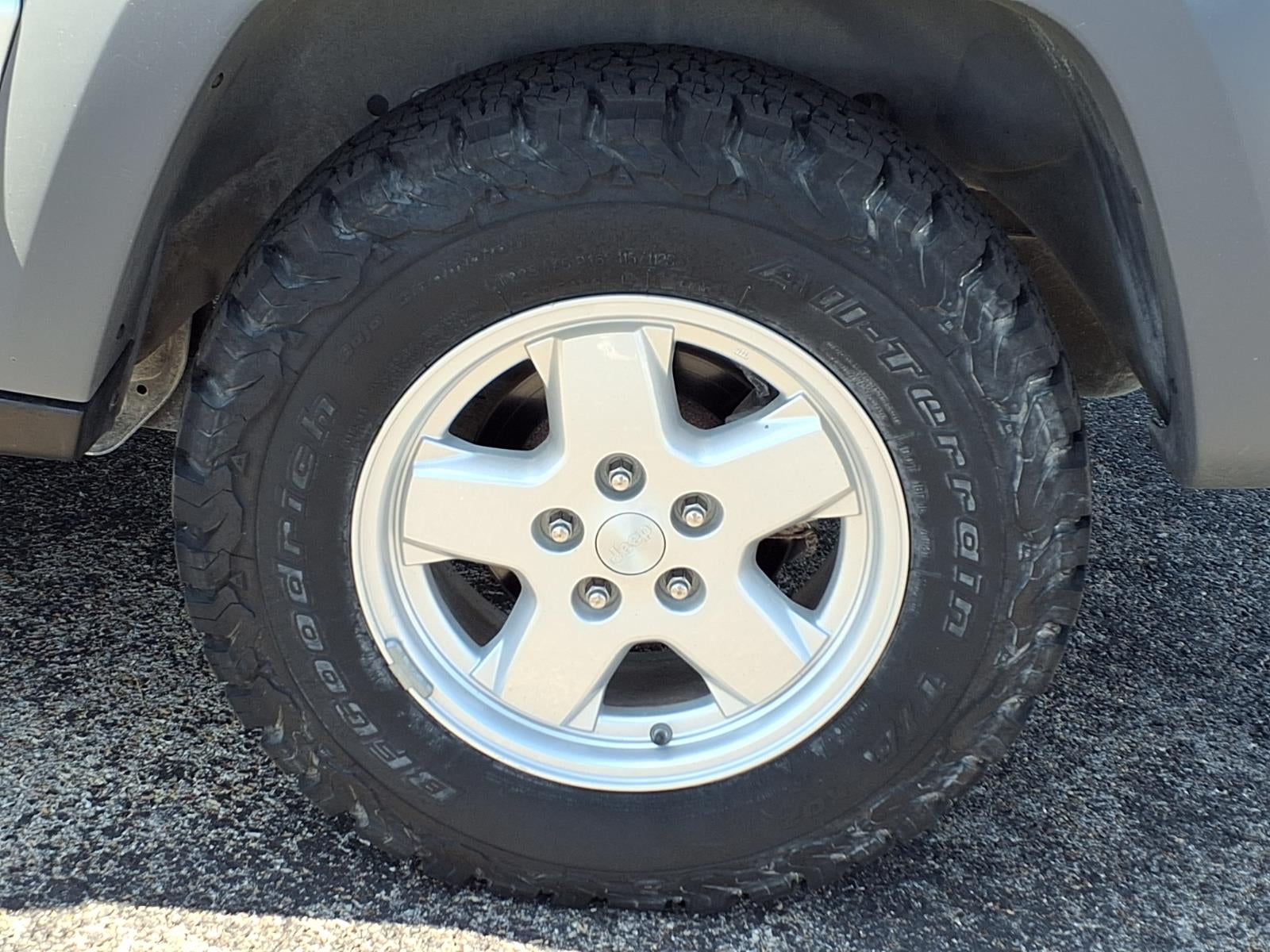 2005 Jeep Liberty SPORT