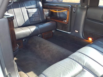 1999 Lincoln Town Car EXECUTIVE