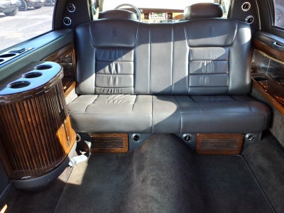 1999 Lincoln Town Car EXECUTIVE
