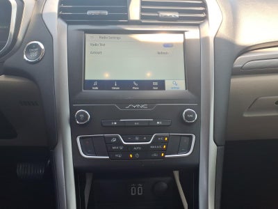 2020 Ford Fusion SE