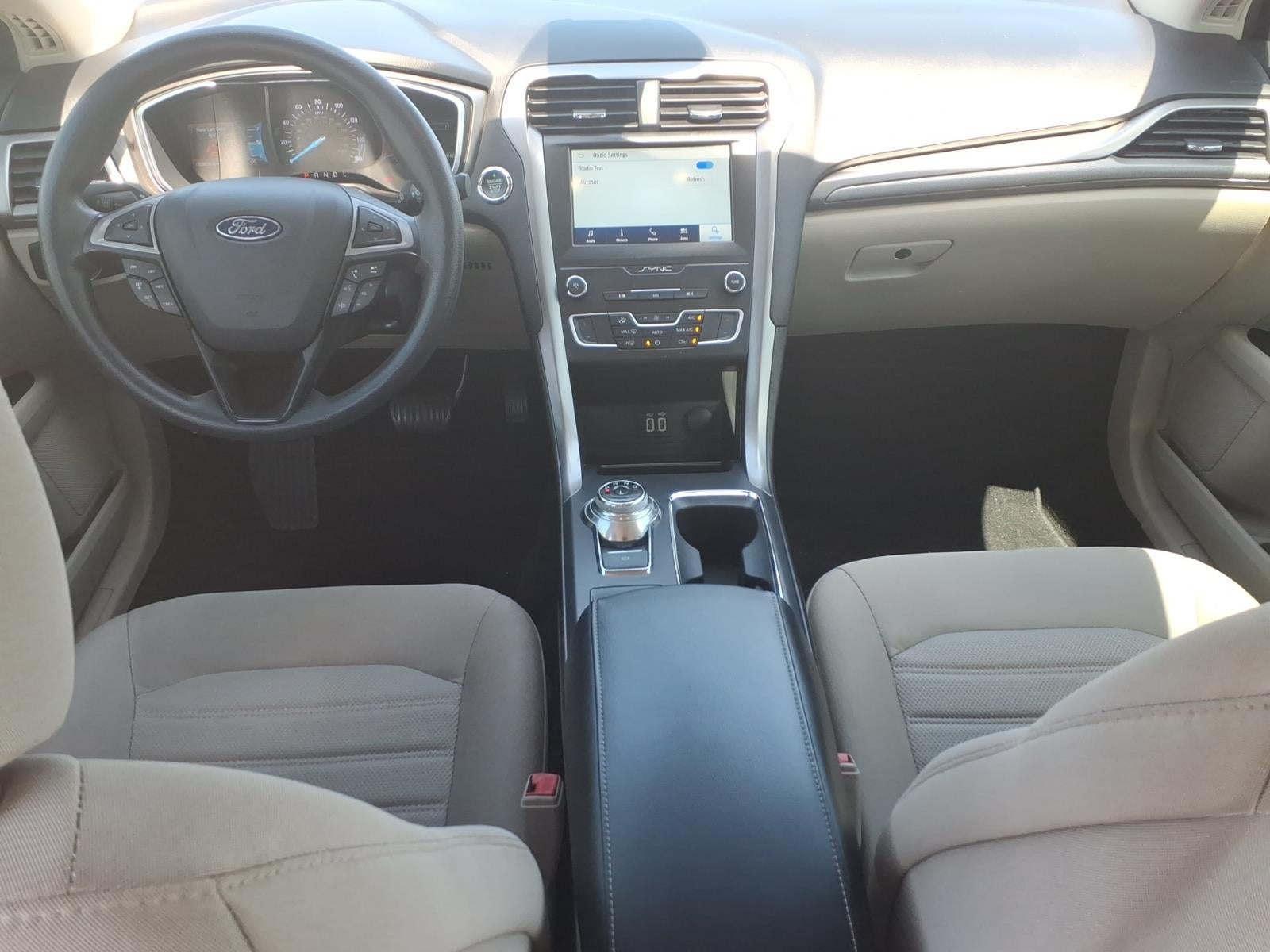 2020 Ford Fusion SE