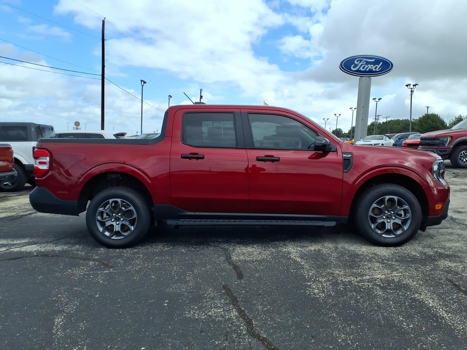 2025 Ford Maverick XLT