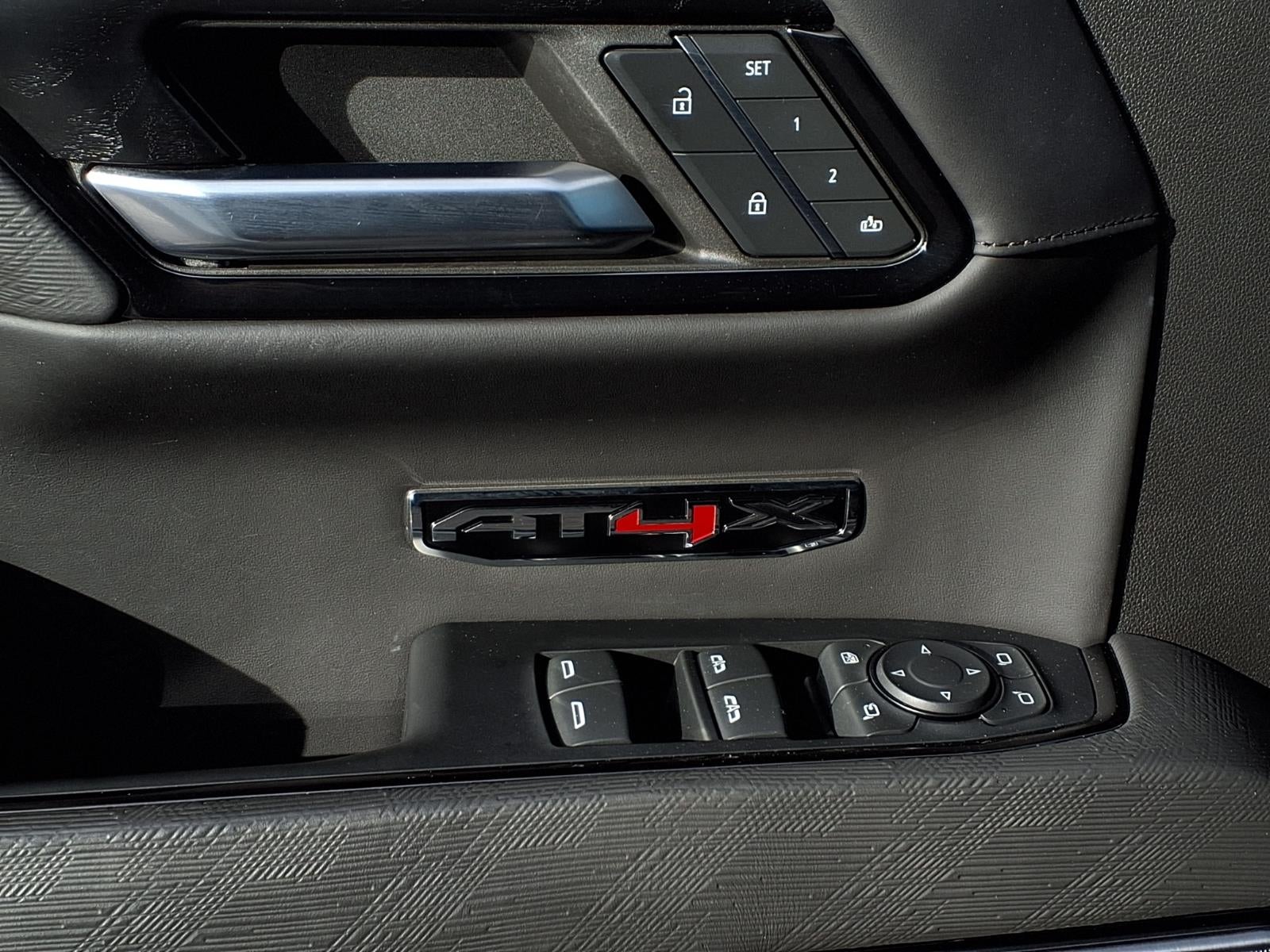 2023 GMC Sierra 1500 AT4X