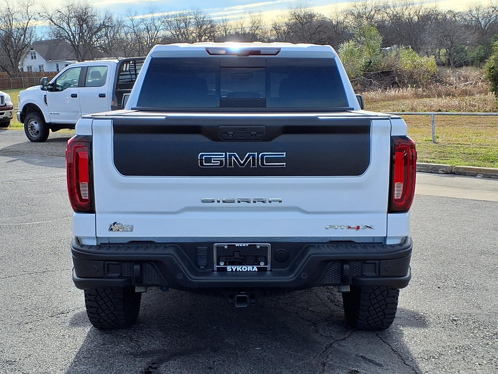 2023 GMC Sierra 1500 AT4X