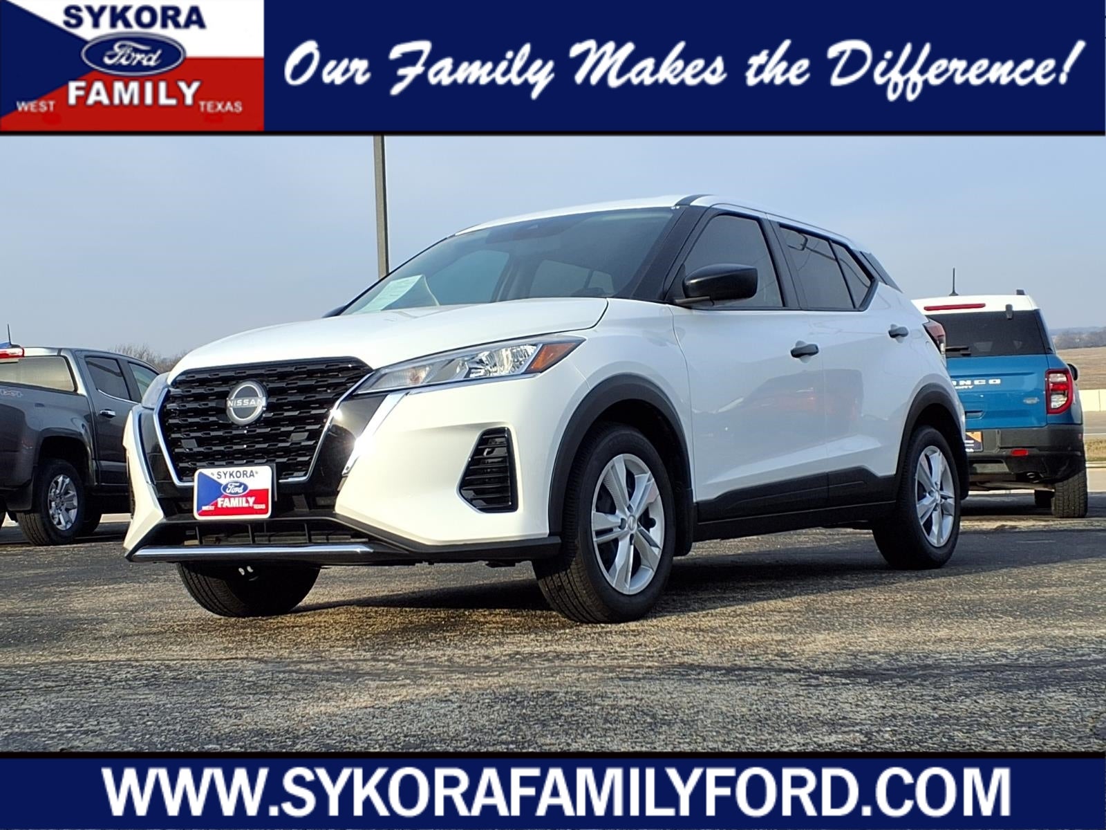 2025 Nissan Kicks Play S