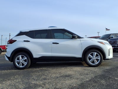 2025 Nissan Kicks Play S