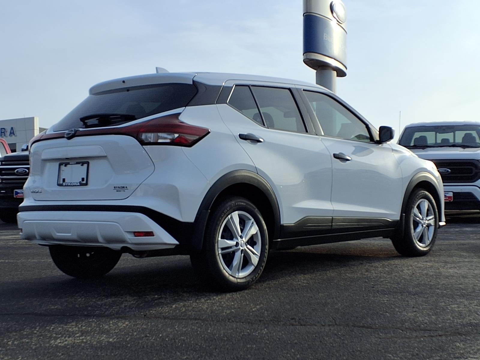 2025 Nissan Kicks Play S