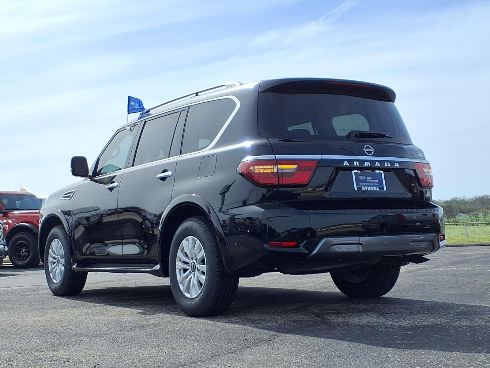 2023 Nissan Armada SV