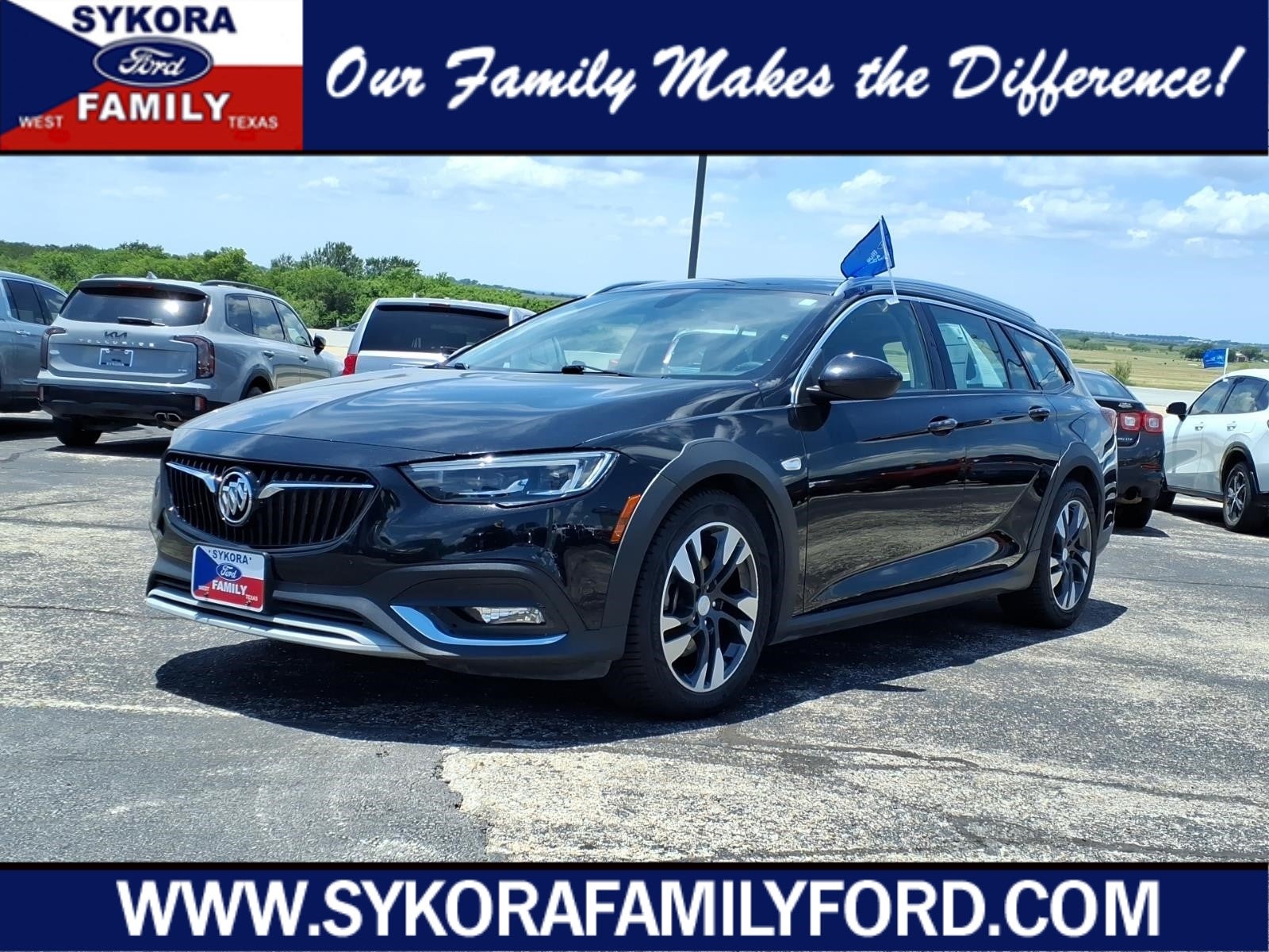 2018 Buick Regal Essence AWD's photo