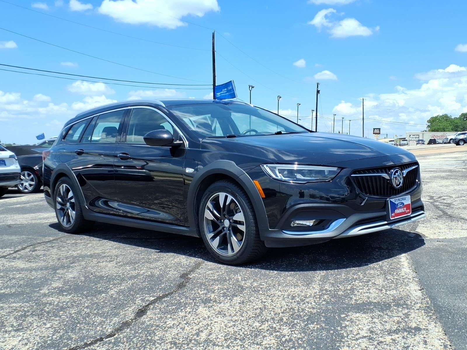 2018 Buick Regal TourX Essence