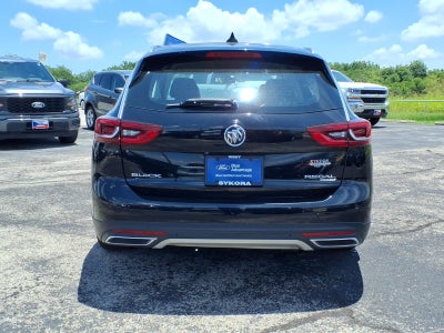 2018 Buick Regal TourX Essence